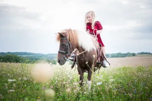 fotografovani-deti-s-konmi-07